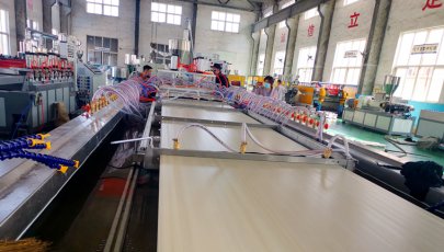 WPC door panel extrusion line