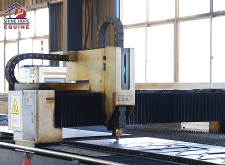 القطع بالليزر