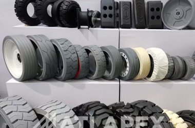 Amplia gama de neumáticos y ruedas macizas para uso en carretillas elevadoras, plataformas elevadoras de tijera, plataformas elevadoras de brazo, neumáticos OTR macizos, fresadoras, etc.