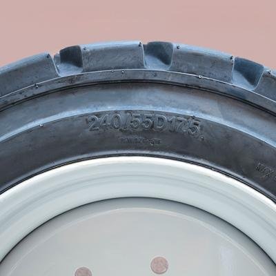 Neumáticos y llantas especiales ATLAPEX: Neumático premium relleno de espuma 240/55D17.5 – Redefine la durabilidad en entornos difíciles. (2)