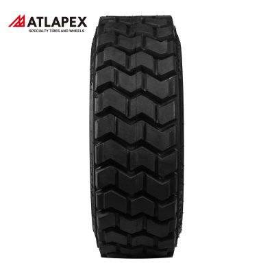 Neumático OTR AT-SKS3 con patrón L-4: El compañero más resistente para cargadoras compactas de ATLAPEX. (2)
