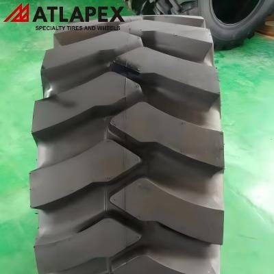 Neumático para retroexcavadora ATLAPEX R4 con patrón AT-MT2: Diseñado para un rendimiento extremo con materiales de primera calidad. (3)