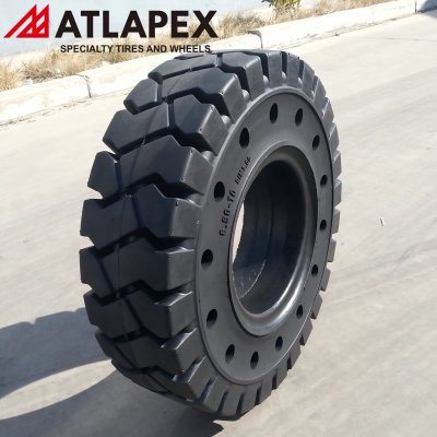 Maximice la productividad de su montacargas con el neumático macizo premium ATLAPEX con patrón CONTIRUN y orificio. (2)
