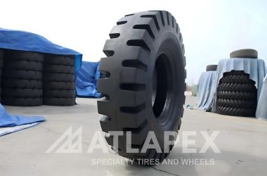 ATLAPEX 18.00-25 IND-4 AT-PL5: Neumático OTR premium para operaciones portuarias de servicio pesado.