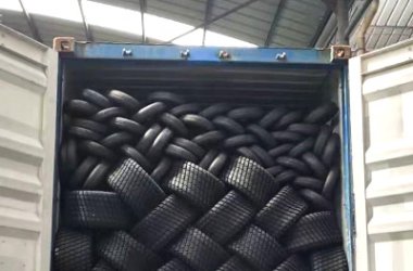 Agricultural tires loading container 