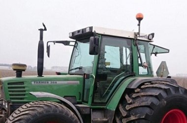 66x43.00-25 R-1 Working in field 