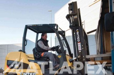 ATLAPEX most completed  forklift tires both in pneumatic tires and solid tire with different patterns