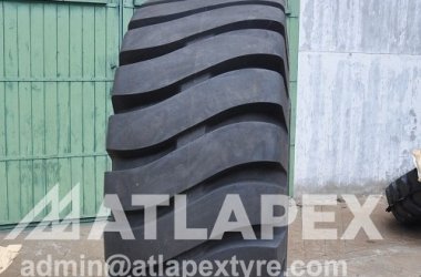 Live broadcast with customers in Atlapex's showroom