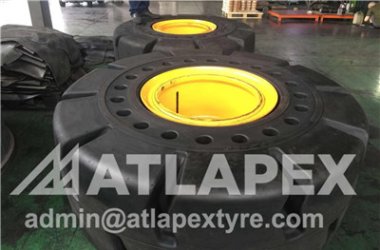 ATLAPEX SOLID TIRE