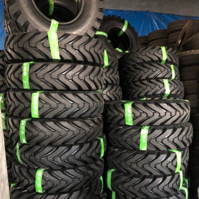 ATLAPEX E-3 AT-EX5 Pattern: Precision Tread Engineered for Excavator Mastery (4)