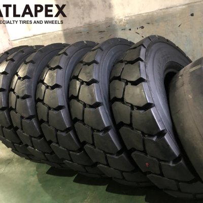 16.00-25 Port tire with AT-E4B pattern for reach stacker (3)