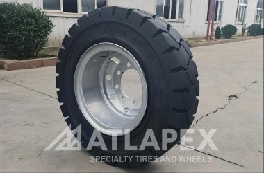 ATLAPEX Solid Tire 10.00-20 with CONTIRUN Pattern — Built for Heavy Truck Use