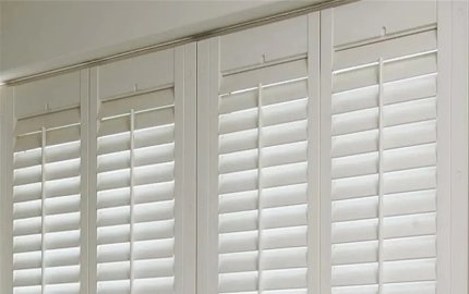 How retractable window screens are produced from manufacturer