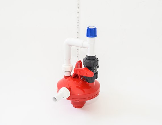 Automatic nipple drinking system