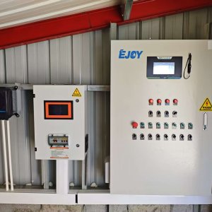 How to Choose the Right Environment Controller for Poultry Farm