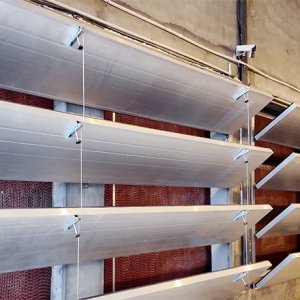 The Impact of Cooling Pad Tunnel Door Opening Angles on Poultry Farming in Hot Weather