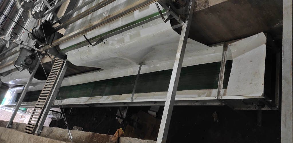 quail cage manure removal