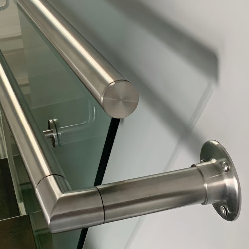 STAINLESS STEEL HANDRAIL & CAPRAIL