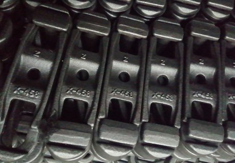 What is a conveyor chain?