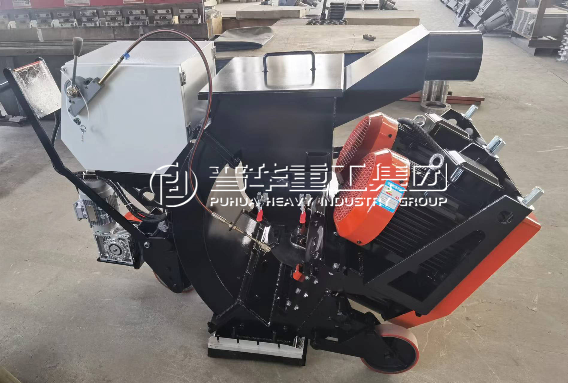 Mobile shot blasting machine