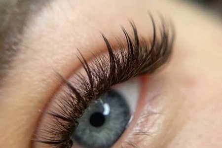 Wispy vs Hybrid Lashes: Complete Comparison & Style Guide