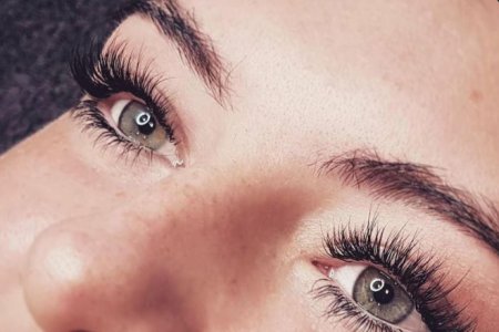 Bottom Lash Extensions: The Ultimate Guide To Flawless Lower Lashes
