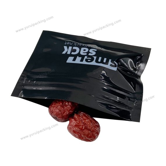 YURUI Custom 3.5g Doypack Zip Lock Pouch Mylar Smell Proof Bags