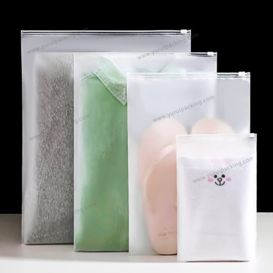 YURUI Custom Plastic Clothing Shoes Accessories Frosted Slider Bag