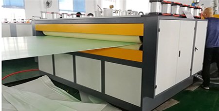 1220-2600mm PP/PE/PC Hollow Board Grid Sheet Production Line/Plastic Packing Box Board Making Machine