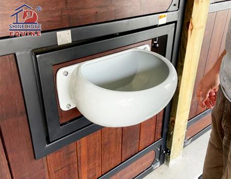 Horse Stall Accessories: SHE41-78