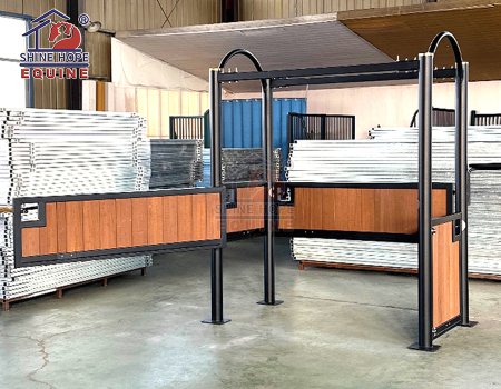 Horse Inspection Stands 