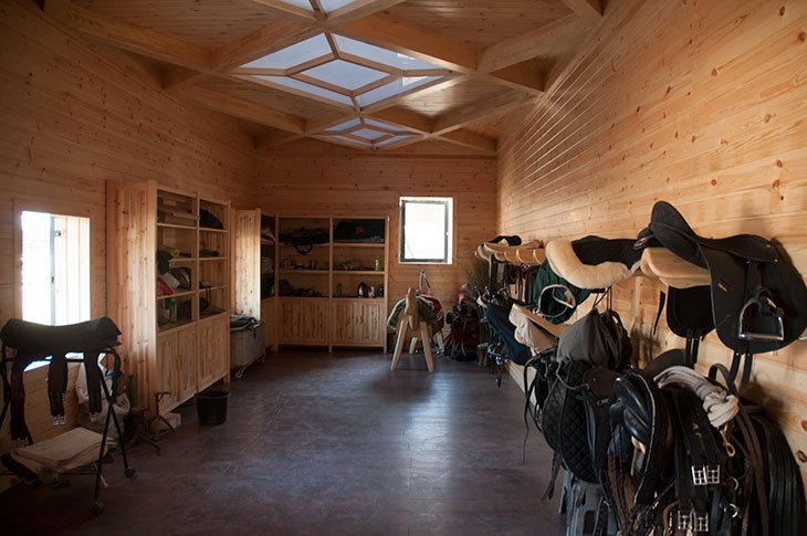 tack room