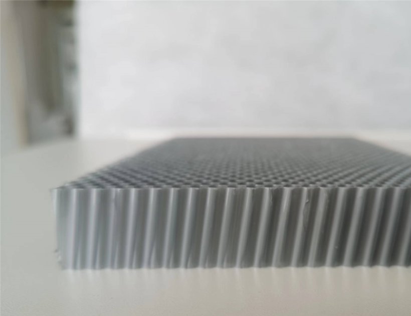 Angled-Tube PC Honeycomb Core | Directed Airflow Optimization-1457