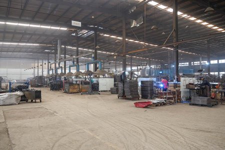 泰发物流器械厂 10